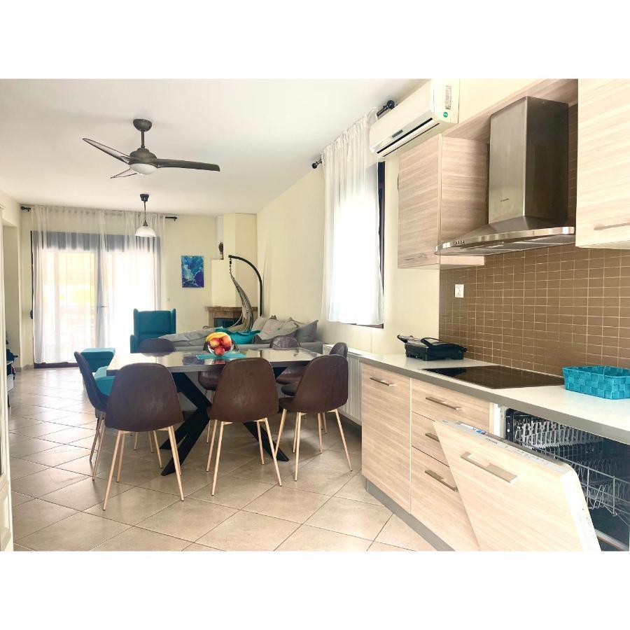 R Lux Villa Nea Kallikrateia Экстерьер фото